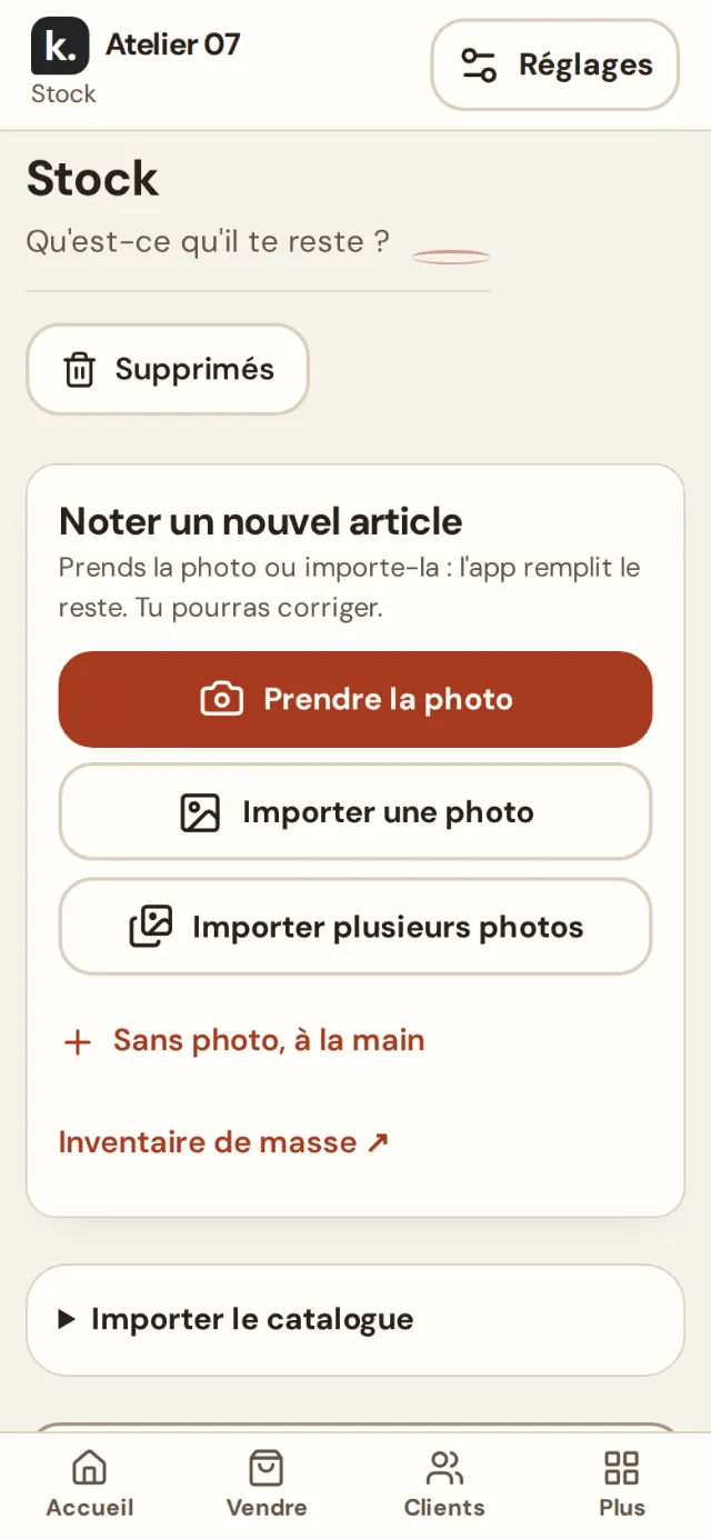 Écran Stock du logiciel sur téléphone : noter un nouvel article en photo